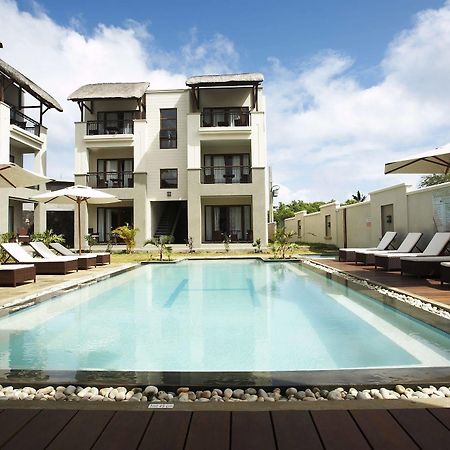 Grand Bay Suites Екстериор снимка