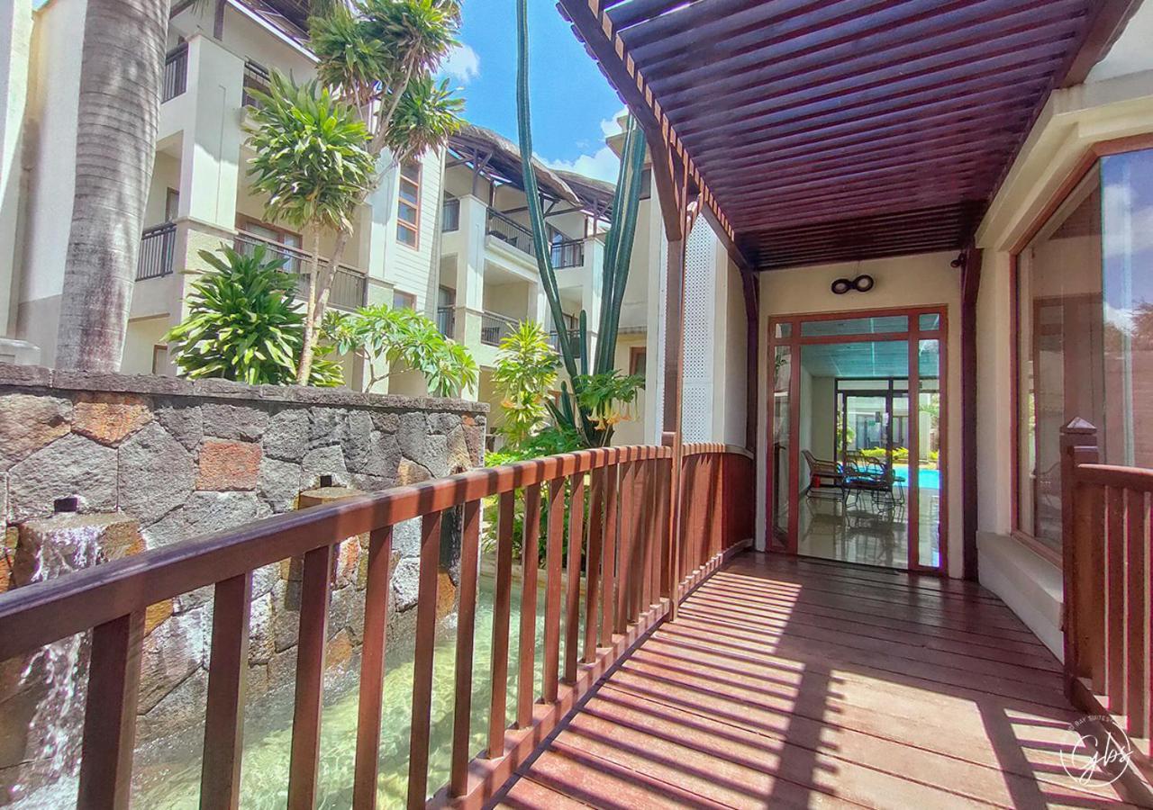 Grand Bay Suites Екстериор снимка