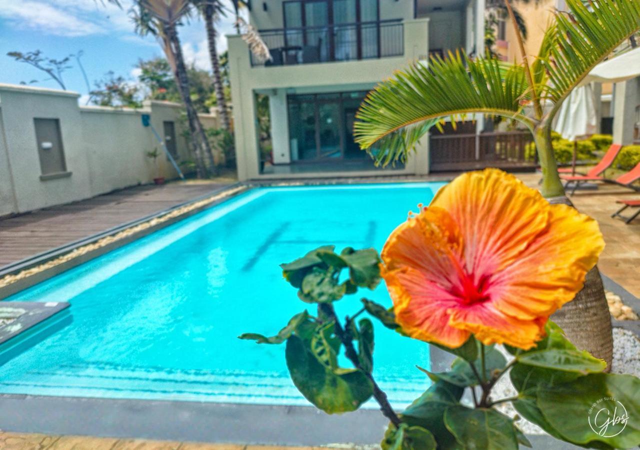Grand Bay Suites Екстериор снимка