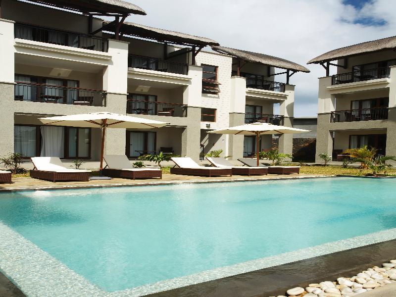 Grand Bay Suites Екстериор снимка